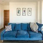 Modern 1-Bed Flat In Brixton